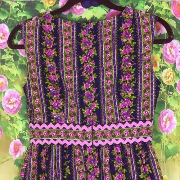 VINTAGE Purple Floral Dress - Picture 4 of 5